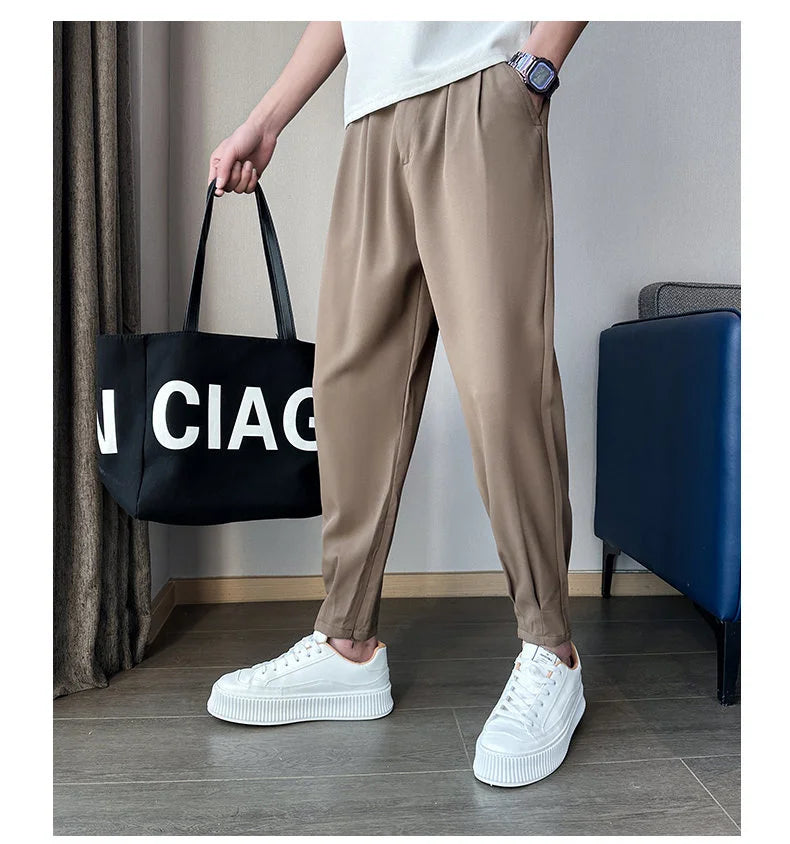 Pantaloni casual primavera/estate a tinta unita per uomo, pantaloni in seta ghiacciata, stile coreano, pantaloni eleganti con cerniera sulla caviglia, pantaloni per uomo.