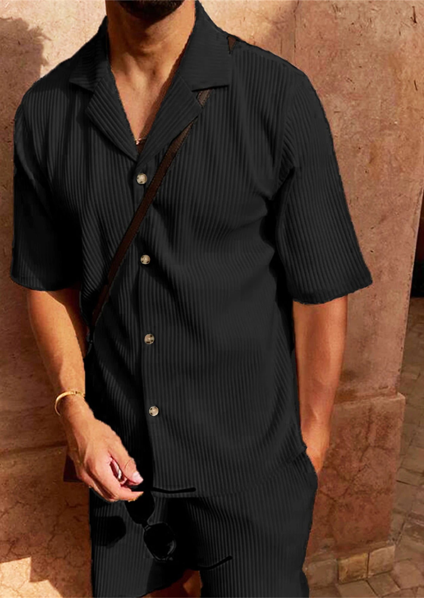 Completo primavera/estate: Camicia a maniche corte in velluto a coste di colore solido e pantaloncini, completo casual da spiaggia elasticizzato.